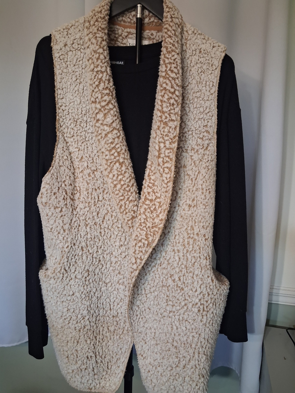 Koolaburra By UGG Cream Sherpa Open-Front Vest